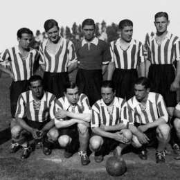 Fangio primero fue campeón de fútbol, después en automovilismo