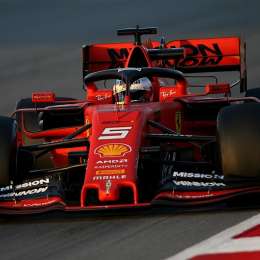 Ferrari presentó el SF70H