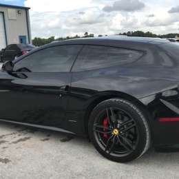 La Ferrari que se vende a un precio insólito pero tiene un detalle