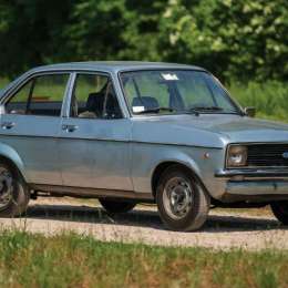 A subasta un auto que perteneció a Juan Pablo II