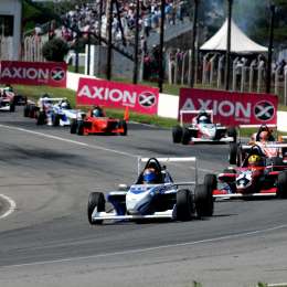 La Fórmula Renault 2.0 tuvo un gran año, y una inédita definición