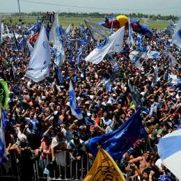 ¿EL AUTOMOVILISMO VA EN CONTRA DE LOS ÍDOLOS?