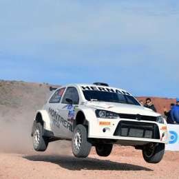 Daniel Giambroni cambia de un VW Gol Trend a un Ford Fiesta