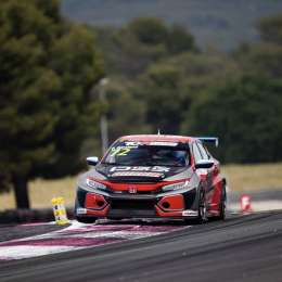 Girolami avanzó y fue séptimo en la primera final del TCR Europeo