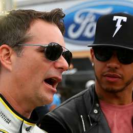 Hamilton cerca de NASCAR