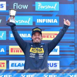 Guerra obtuvo su primera victoria en el Top Race