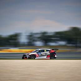 Complicada primera carrera de Guerrieri en Eslovaquia