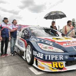 Con FE en el coronación