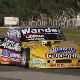 Todos los autos del Gurí Martínez en el TC