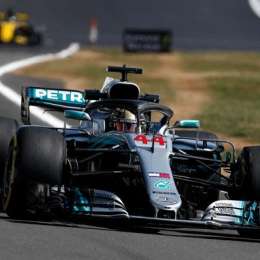 Lewis Hamilton logró la Pole Position en Silverstone