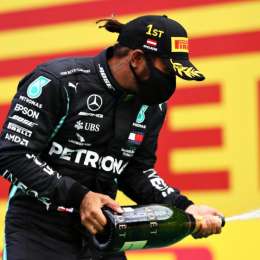 Hamilton quedó a seis carreras del récord de Michael Schumacher