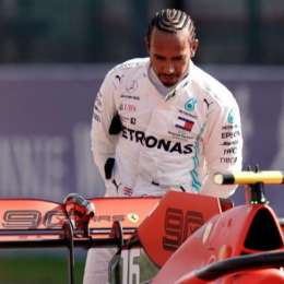 Hamilton no descarta pasar a Ferrari