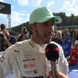 Hamilton: “Con un par de vueltas más, quizá ganaba”