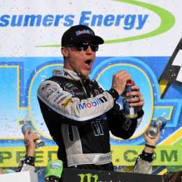 Kevin Harvick ganó la Nascar en Michigan