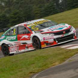 Honda y una prueba positiva con Yannantuoni