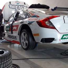 Súper TC2000 prueba neumáticos en San Nicolás