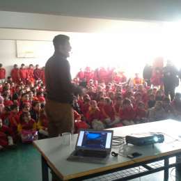 SUPER TC2000 VA A LA ESCUELA VISITÓ ALTA GRACIA