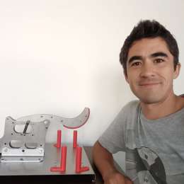 El Ingeniero Diego Montero trabaja en la creación de un respirador 