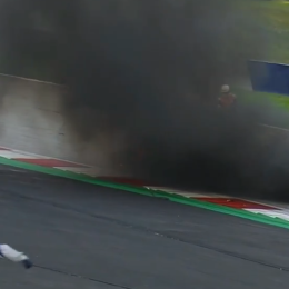 Incendio y susto en el inicio del GP de Estiria 