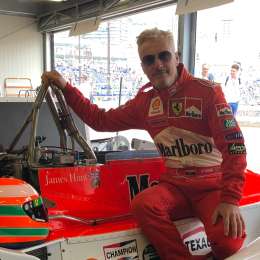 Los 50 de Eddie Irvine