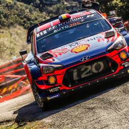 Sobre el final Neuville fue el mejor del día en Córcega