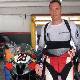 De campeón del mundo en Taekwondo a correr en motos