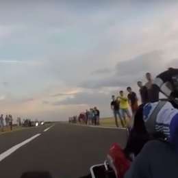 El desafío entre un BMW y un karting 