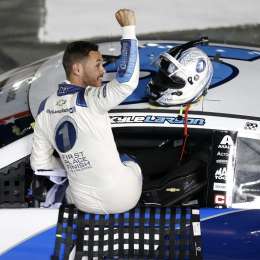 Nascar en Sonoma: Otra victoria contundente de Kyle Larson