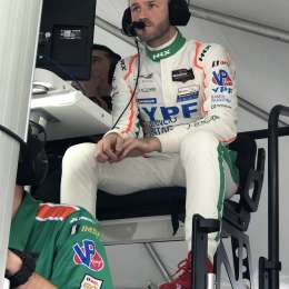 La felicidad de Canapino por terminar las 24 horas de Daytona