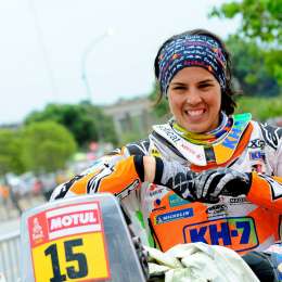Laia Sanz sigue con KTM por otros dos años