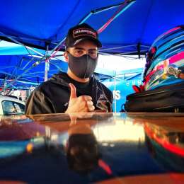 Lambiris dominó el primer entrenamiento