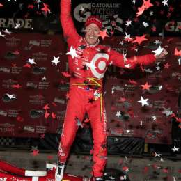 Dixon triunfó en Phoenix