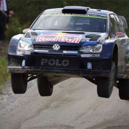 Latvala, nuevo líder en Córcega