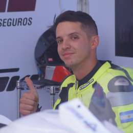 Lautaro Espejo volvió a subirse a la moto en Mendoza