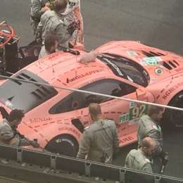 El “cerdo rosa”, un Porsche que corre en las 24 Horas de Le Mans