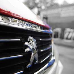 En Peugeot hay leones hambrientos 