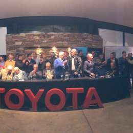 "Una vuelta por la Historia", la biografía del automovilismo oriental