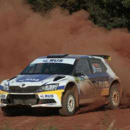 Podio de Ligato en Paraguay