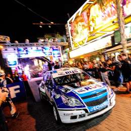 Fiesta en la largada del Rally Argentino