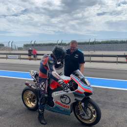 Sébastien Loeb giró con una Ducati en Paul Ricard
