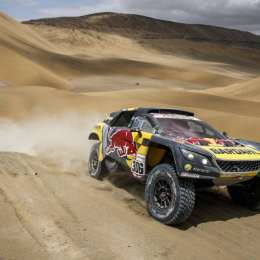 Loeb fue regular y se quedó con la sexta etapa