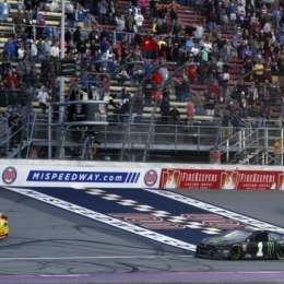 Lunes de Nascar con el sello del Campeón Joey Logano