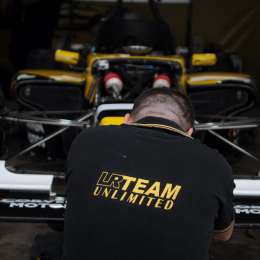 LR Team también festeja el campeonato de equipos