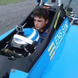 Franco Lucero llega a la Fórmula Renault 2.0