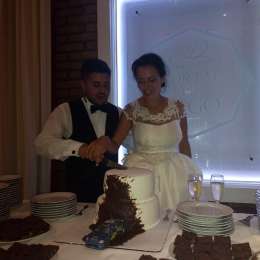 Se casaron y la temática de la fiesta fue el Rally