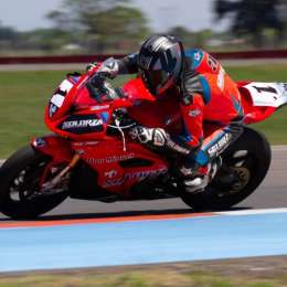 La moto de Marco Solorza con el corazón partido