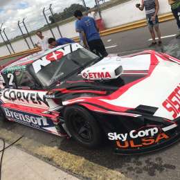 Rossi probó el Ford