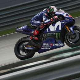 Viñales y Rossi bajan los tiempos en Sepang