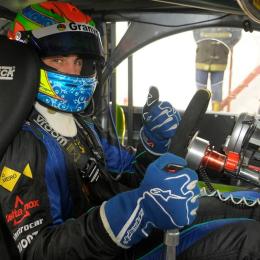 "Voy a seguir en Top Race"