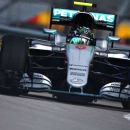 Rosberg responde en la clasificación